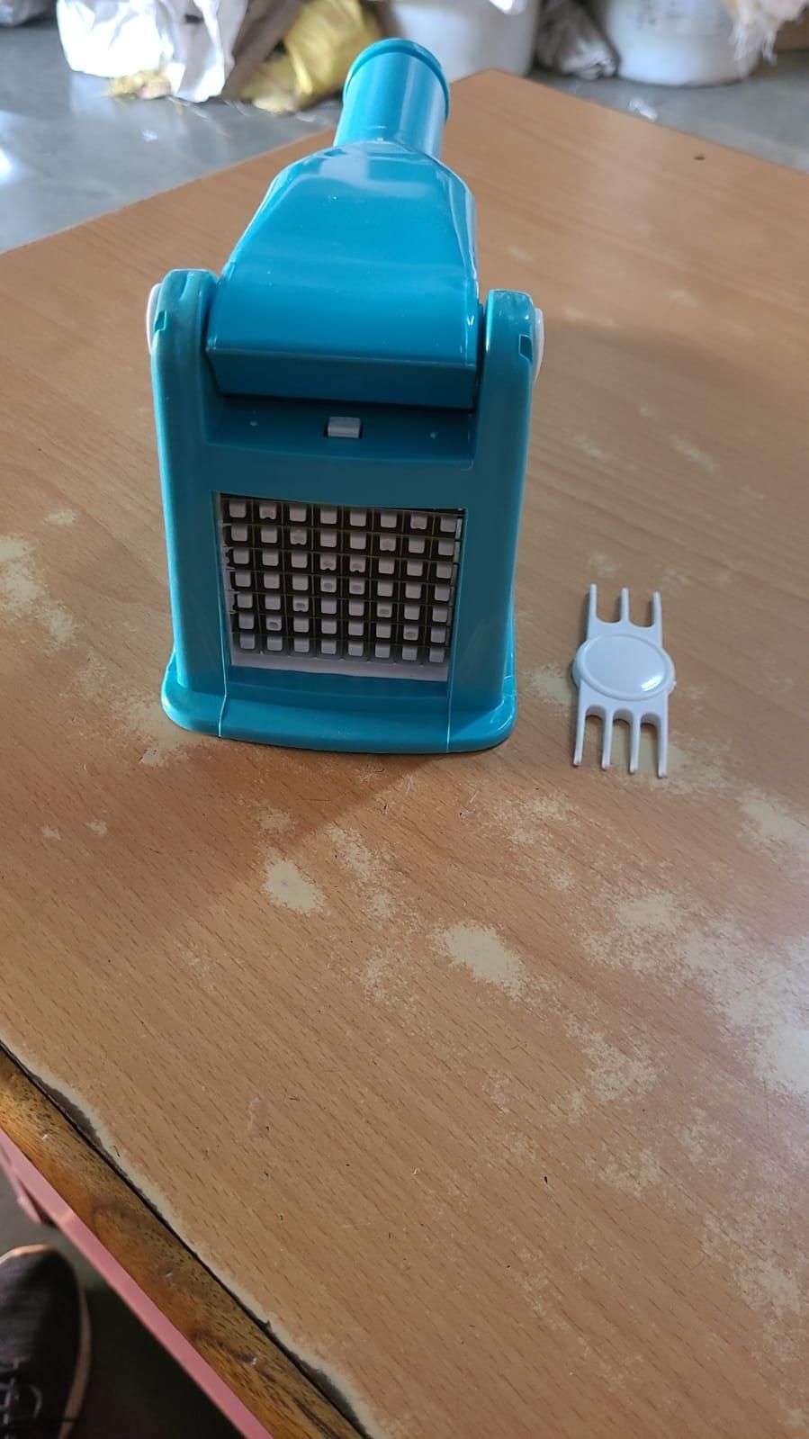 iPretty Potato & Vegetable Chipser With Two Blades