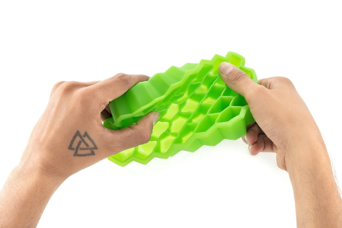 Flexible Silicone Honeycomb Design Ice Cube Trays For Whiskey, Juice (Pack Of 1)