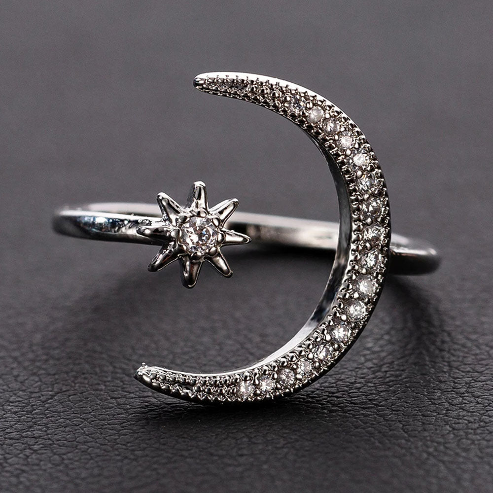 Titanium Stylish Look Women Ring Stainless Steel Silver Plated Ring
