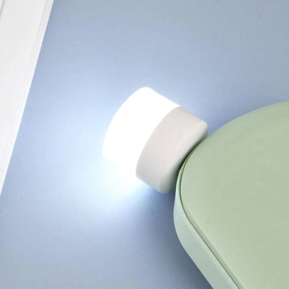 Pretty Buyers USB LED Night Light – Portable Plug-in Lamp for Laptop & PC (4pcs)