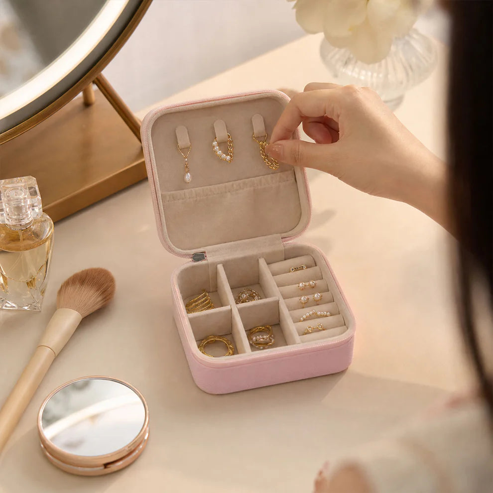 Pretty Buyers Travel Jewellery Box – Portable PU Leather Organiser