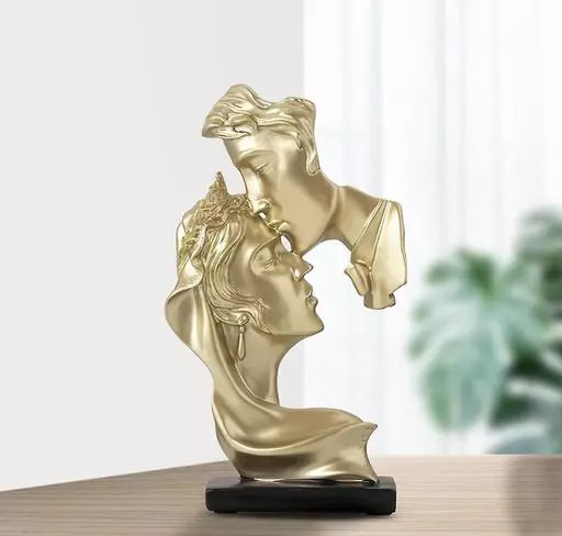 Love Couple Showpiece Home Decor Figurines Racks,Shelves,Table Decorative Living Room Bed Room Anniversary Wedding Valentine Beautiful Gift Items (Love Couple Statue Gold
