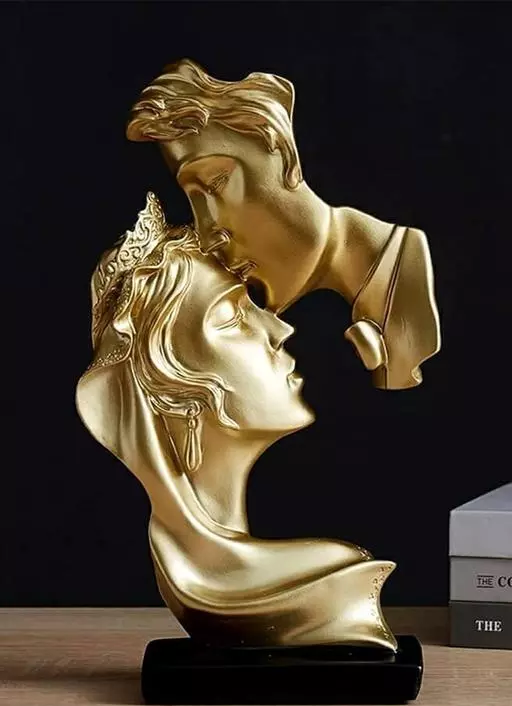 Love Couple Showpiece Home Decor Figurines Racks,Shelves,Table Decorative Living Room Bed Room Anniversary Wedding Valentine Beautiful Gift Items (Love Couple Statue Gold